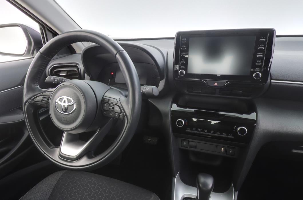 TOYOTA Yaris Cross 2023