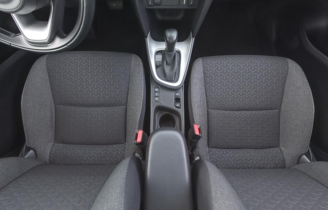 TOYOTA Yaris Cross 2023