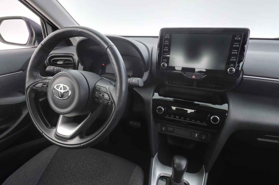 TOYOTA Yaris Cross 2023