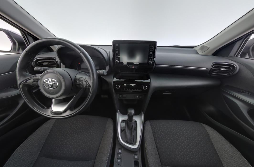 TOYOTA Yaris Cross 2023