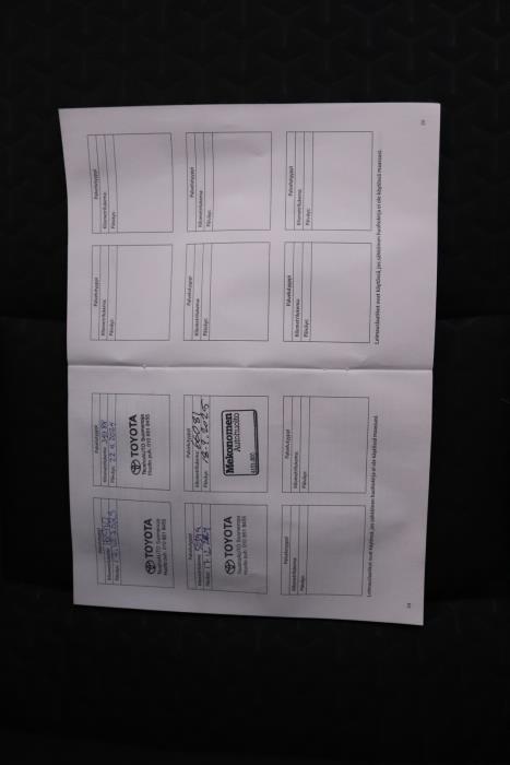 TOYOTA Yaris Cross 2023