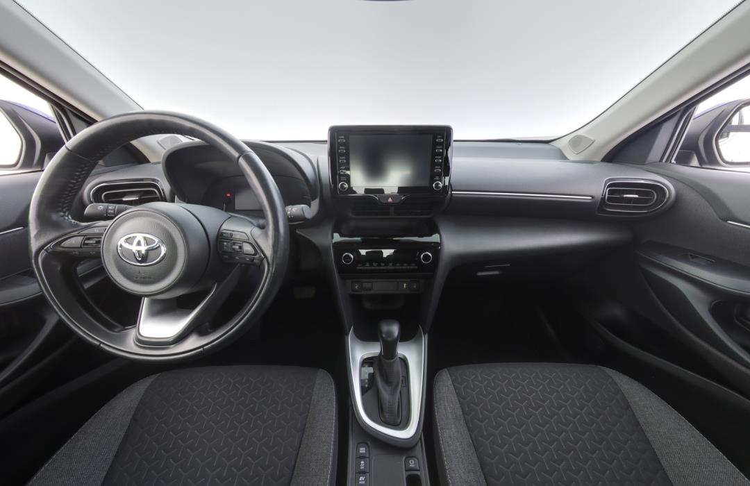 TOYOTA Yaris Cross 2023