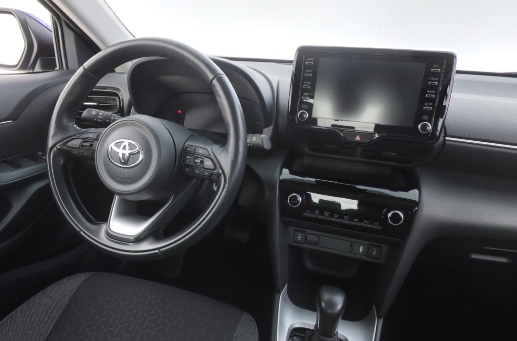 TOYOTA Yaris Cross 2023