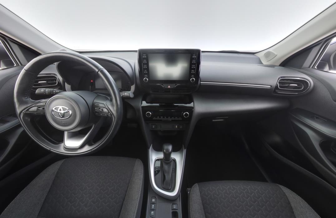 TOYOTA Yaris Cross 2023