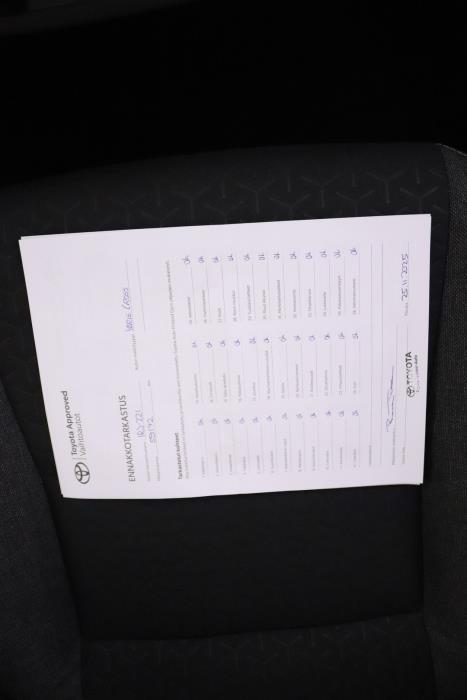 TOYOTA Yaris Cross 2023