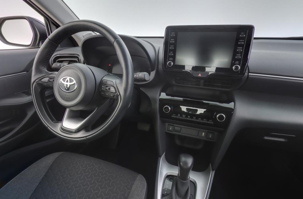 TOYOTA Yaris Cross 2023