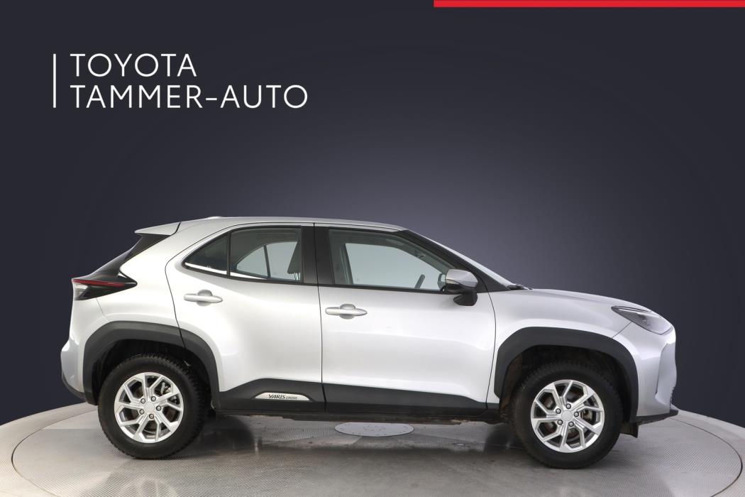 TOYOTA Yaris Cross 2024