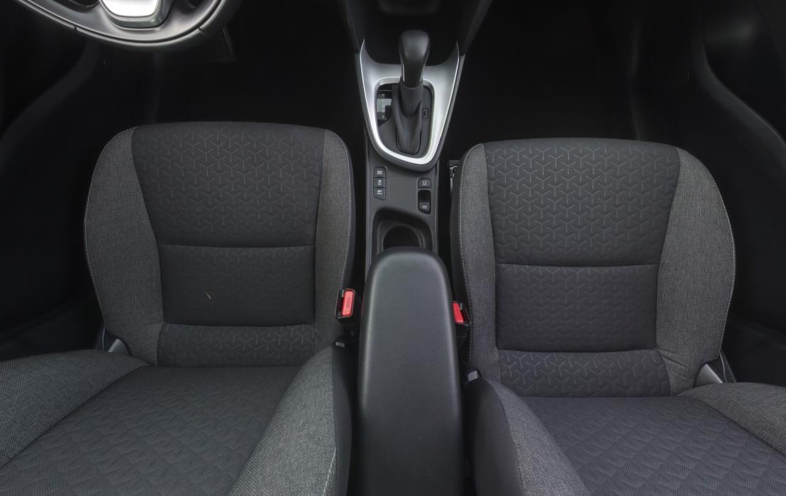 TOYOTA Yaris Cross 2024