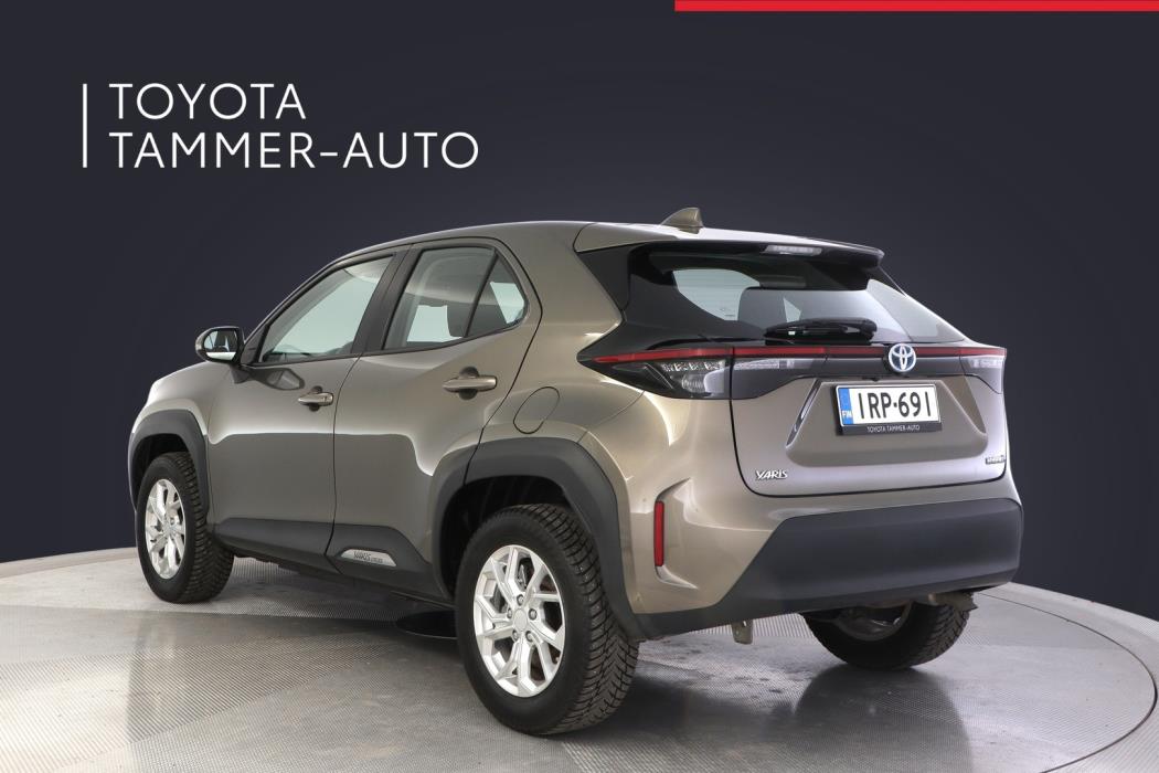 TOYOTA Yaris Cross 2024