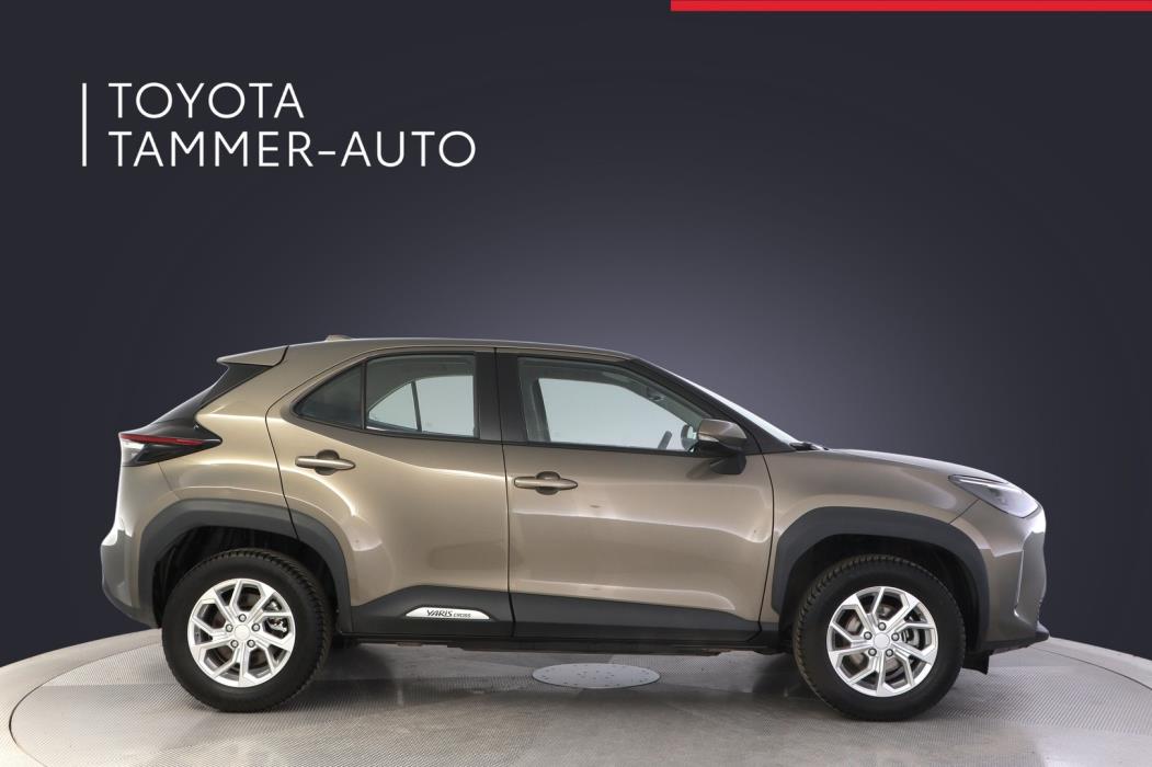 TOYOTA Yaris Cross 2024