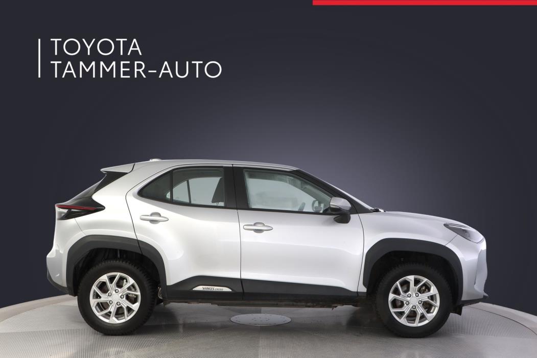 TOYOTA Yaris Cross 2024