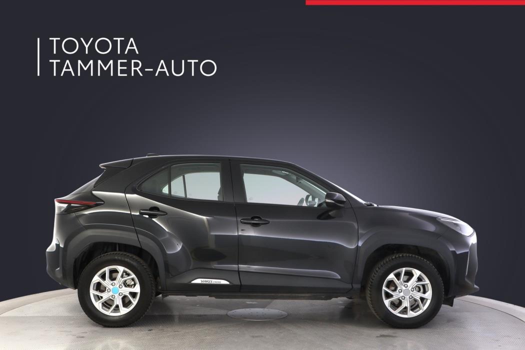 TOYOTA Yaris Cross 2024