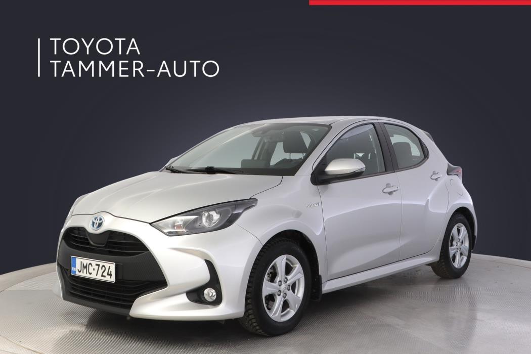 TOYOTA Yaris 2021