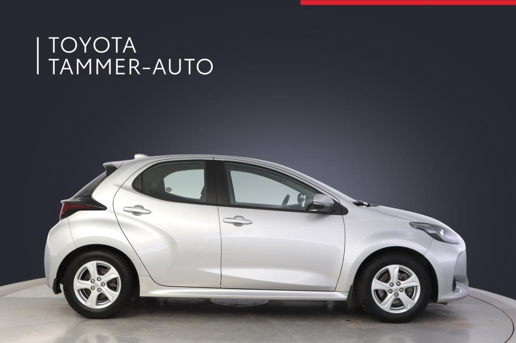 TOYOTA Yaris 2022