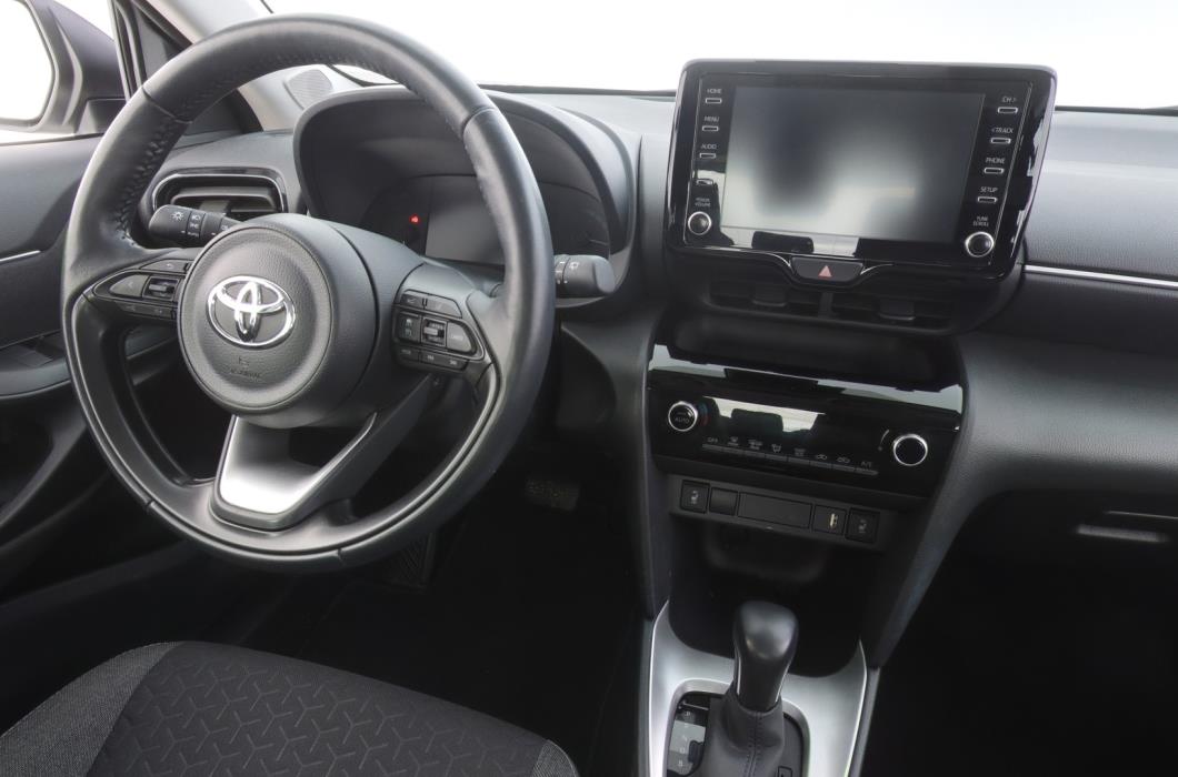 TOYOTA Yaris Cross 2023