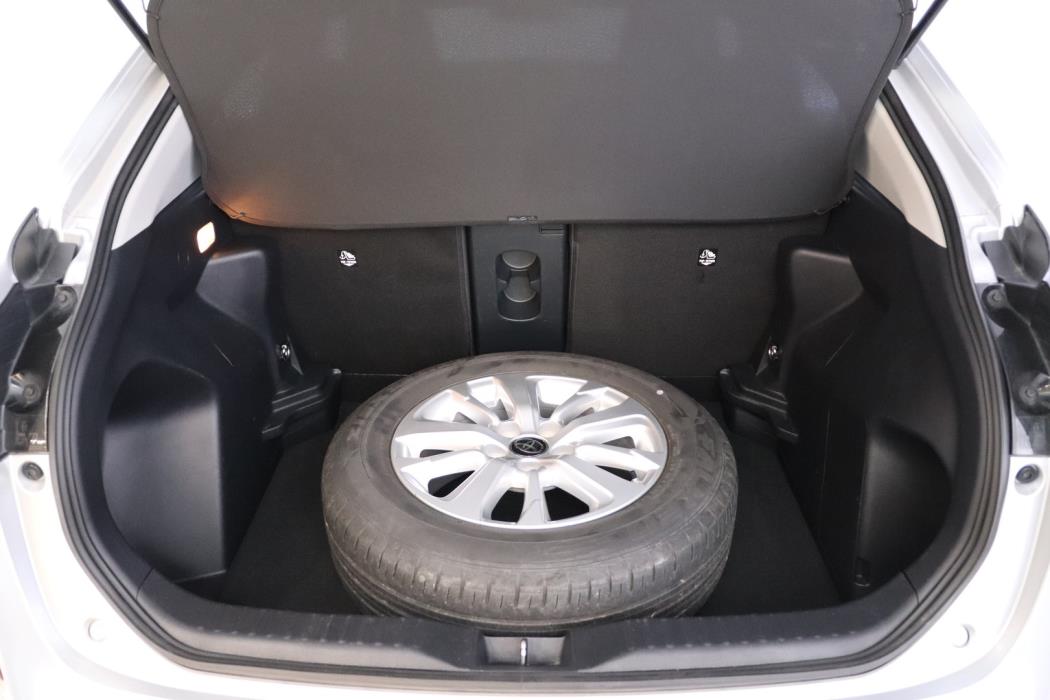 TOYOTA Yaris Cross 2024