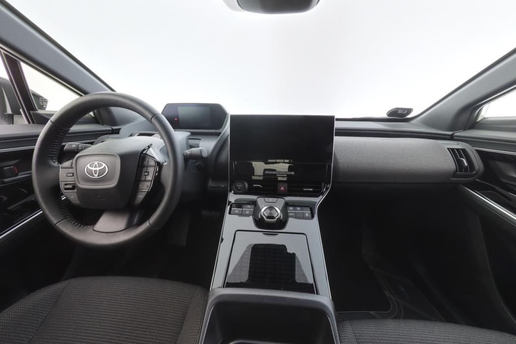 TOYOTA bZ4X 2025