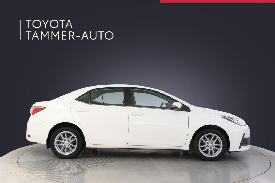 TOYOTA Corolla 2017