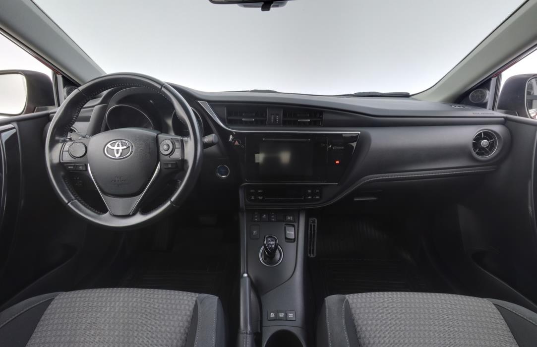 TOYOTA Auris 2018