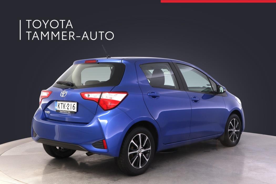 TOYOTA Yaris 2018
