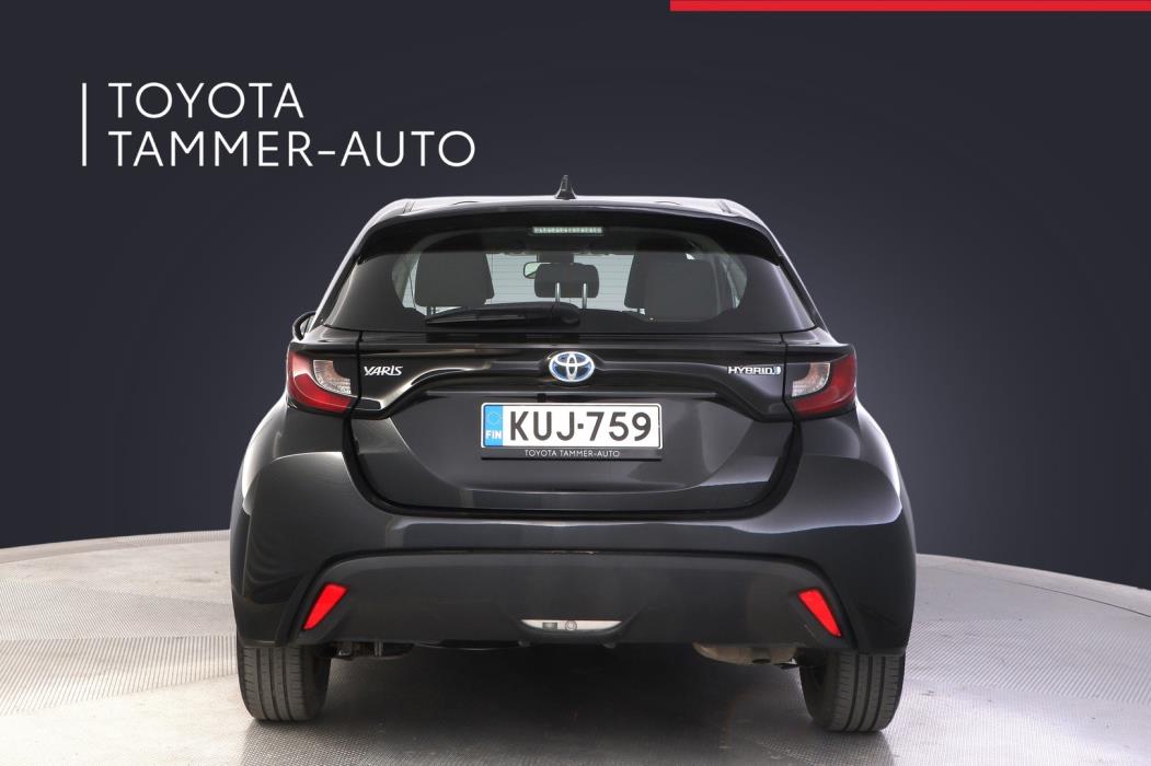 TOYOTA Yaris 2021