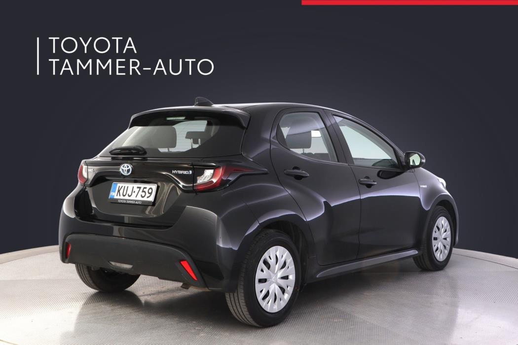 TOYOTA Yaris 2021