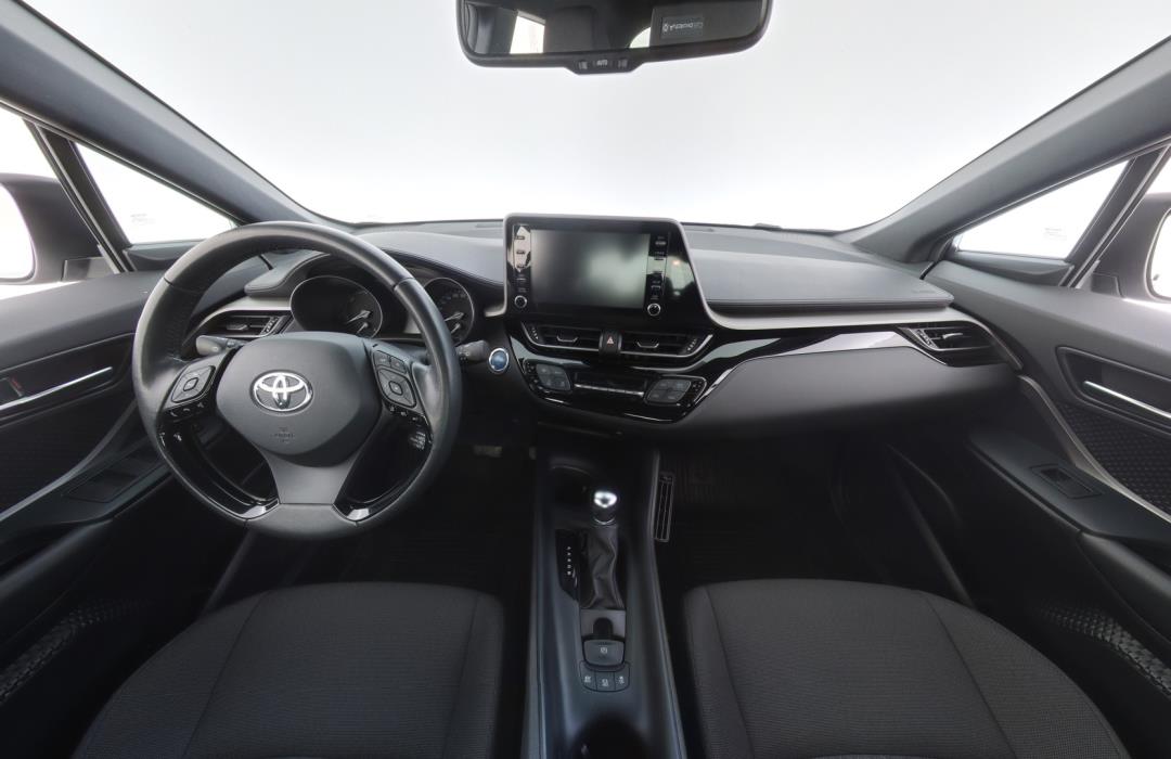 TOYOTA C-HR 2021