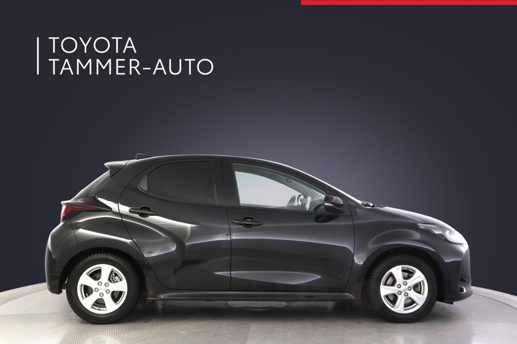 TOYOTA Yaris 2023
