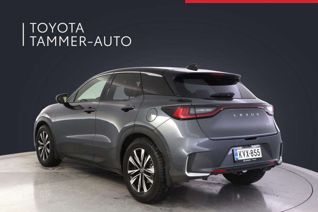 LEXUS LBX 2024