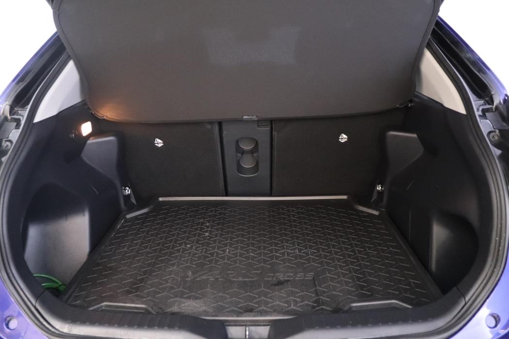 TOYOTA Yaris Cross 2024