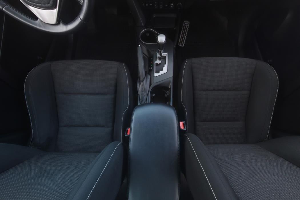TOYOTA RAV4 2017