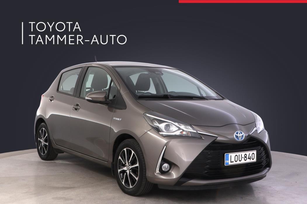 TOYOTA Yaris 2018