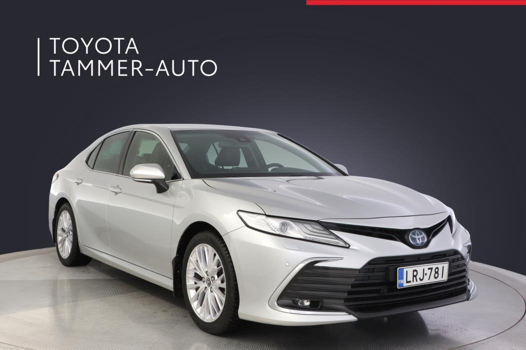TOYOTA Camry 2022