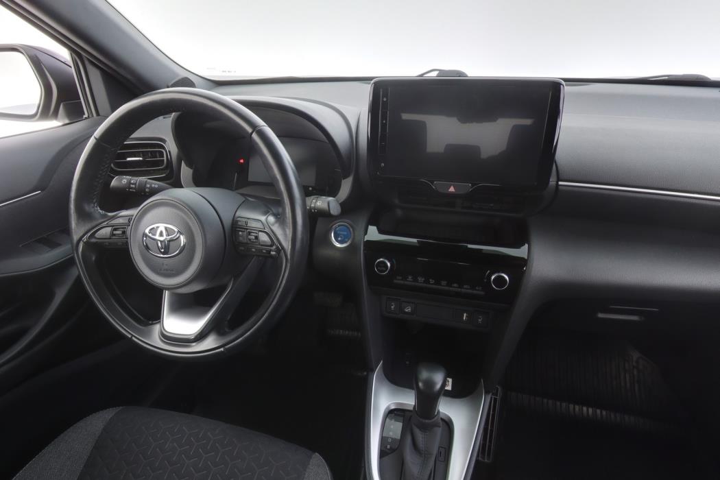 TOYOTA Yaris Cross 2022