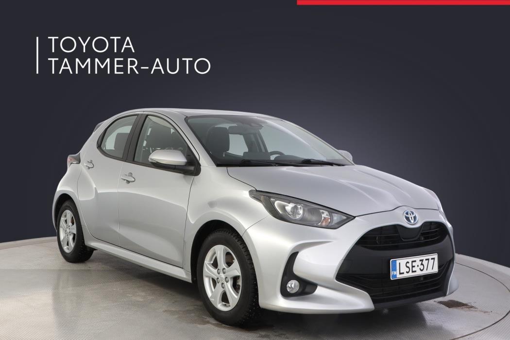 TOYOTA Yaris 2023