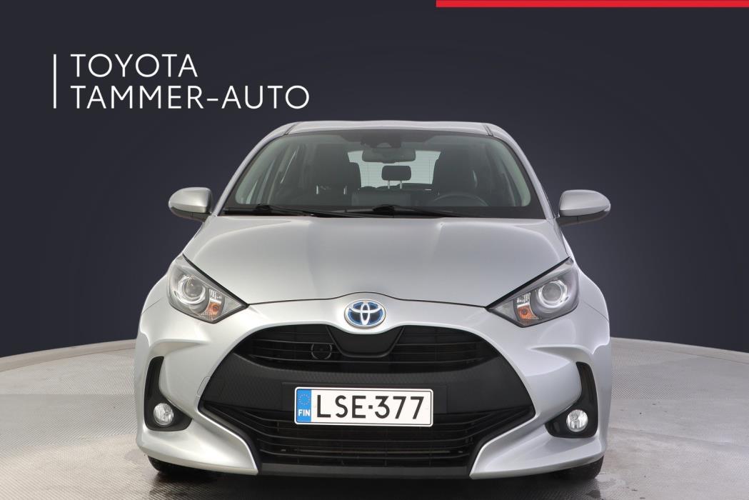 TOYOTA Yaris 2023