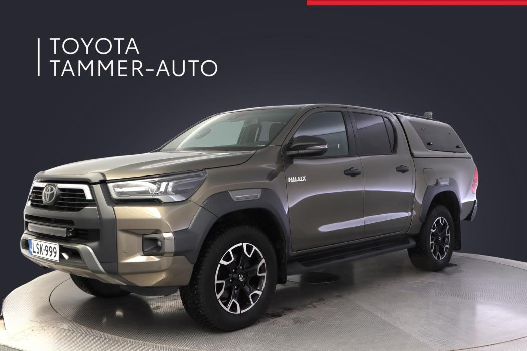 TOYOTA Hilux 2023