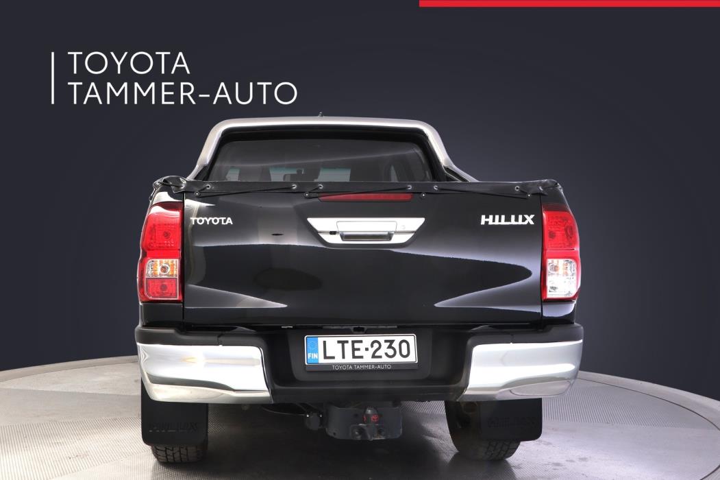 TOYOTA Hilux 2025