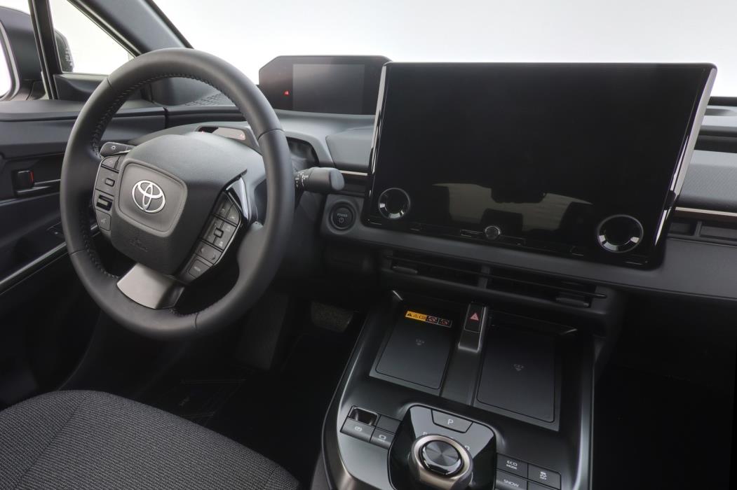 TOYOTA bZ4X 2025