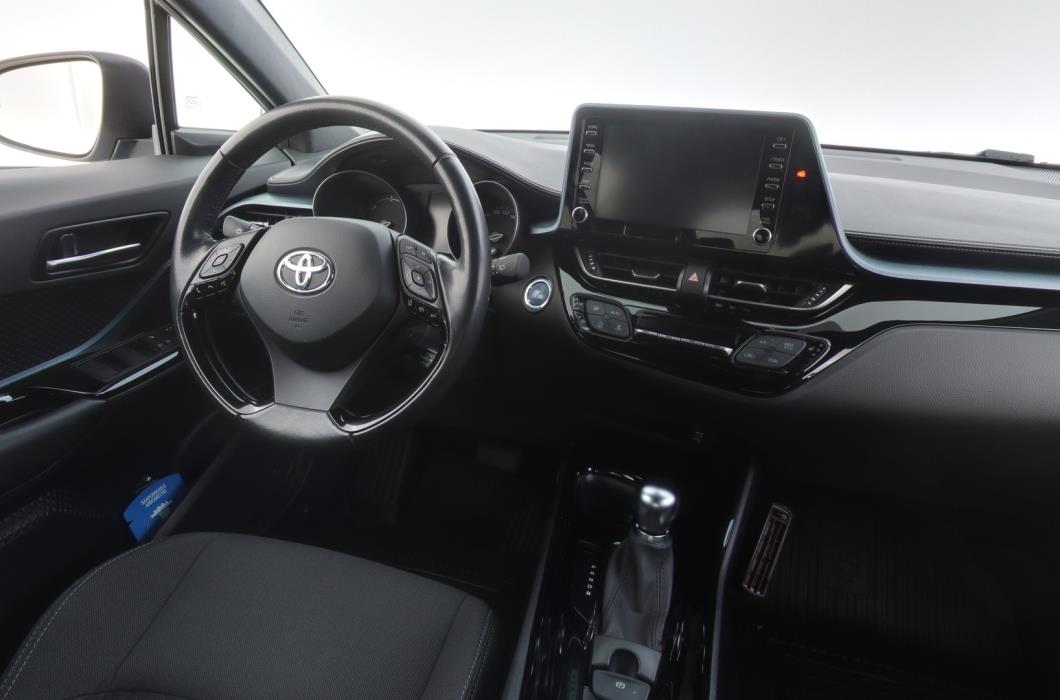 TOYOTA C-HR 2022