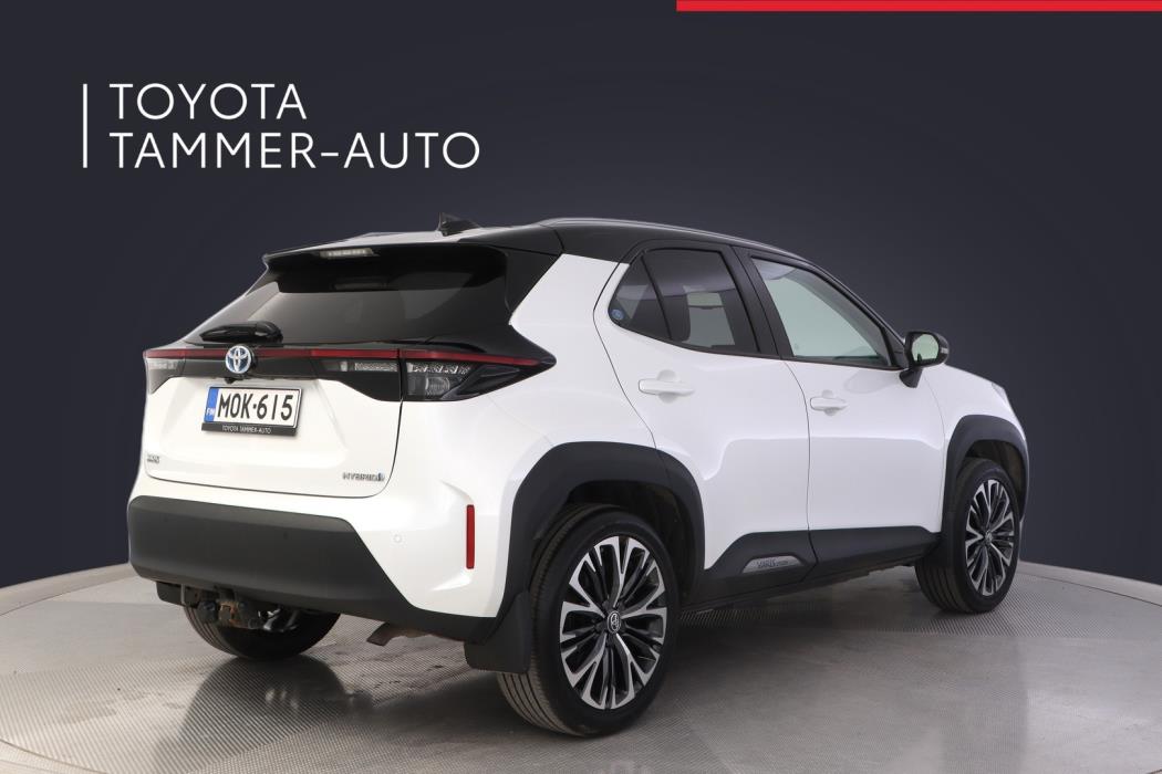 TOYOTA Yaris Cross 2022