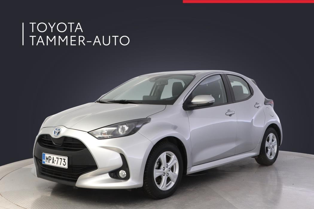 TOYOTA Yaris 2023