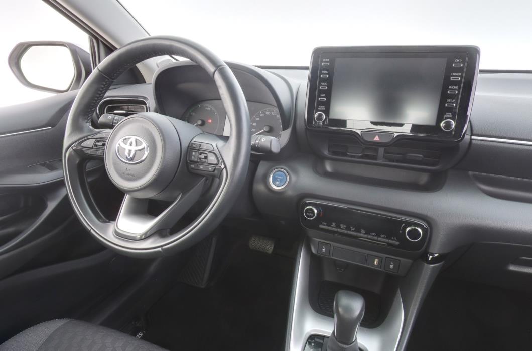 TOYOTA Yaris 2023