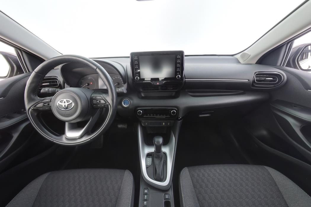 TOYOTA Yaris 2023