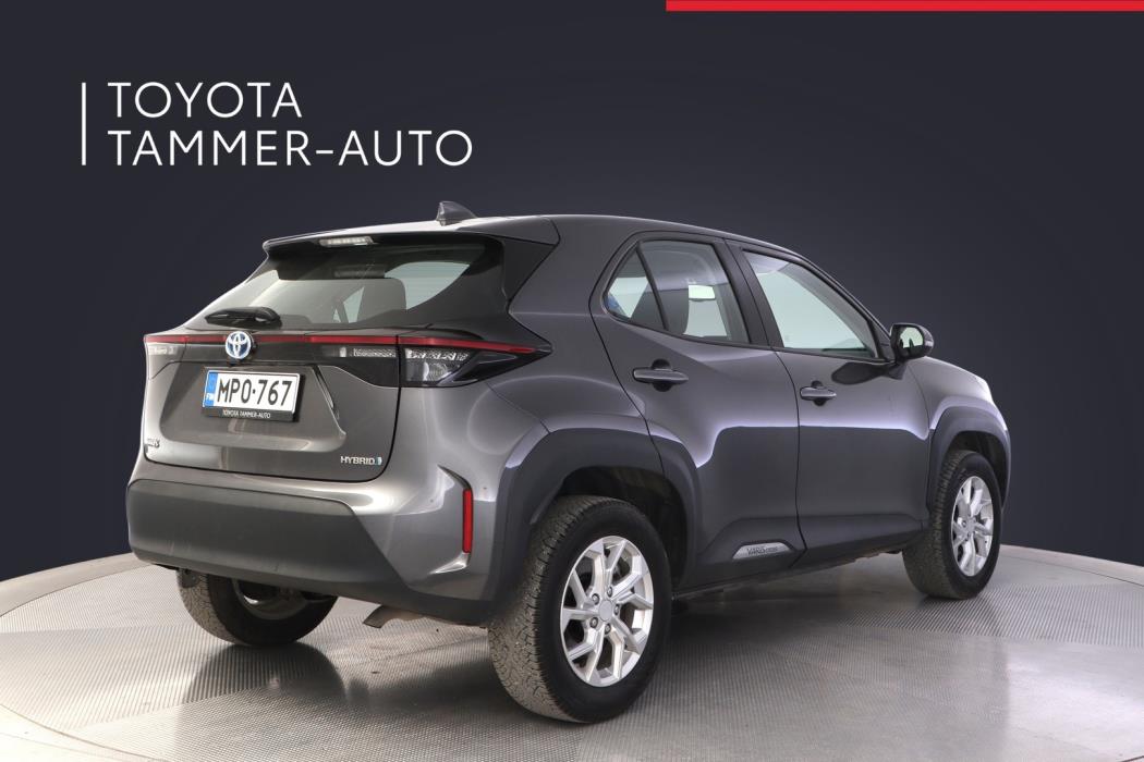 TOYOTA Yaris Cross 2024