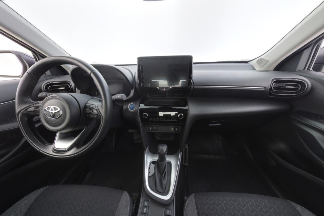 TOYOTA Yaris Cross 2024