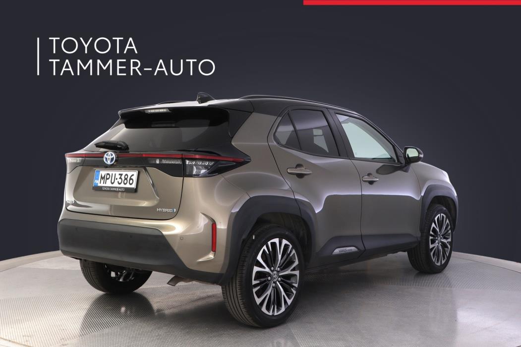 TOYOTA Yaris Cross 2024