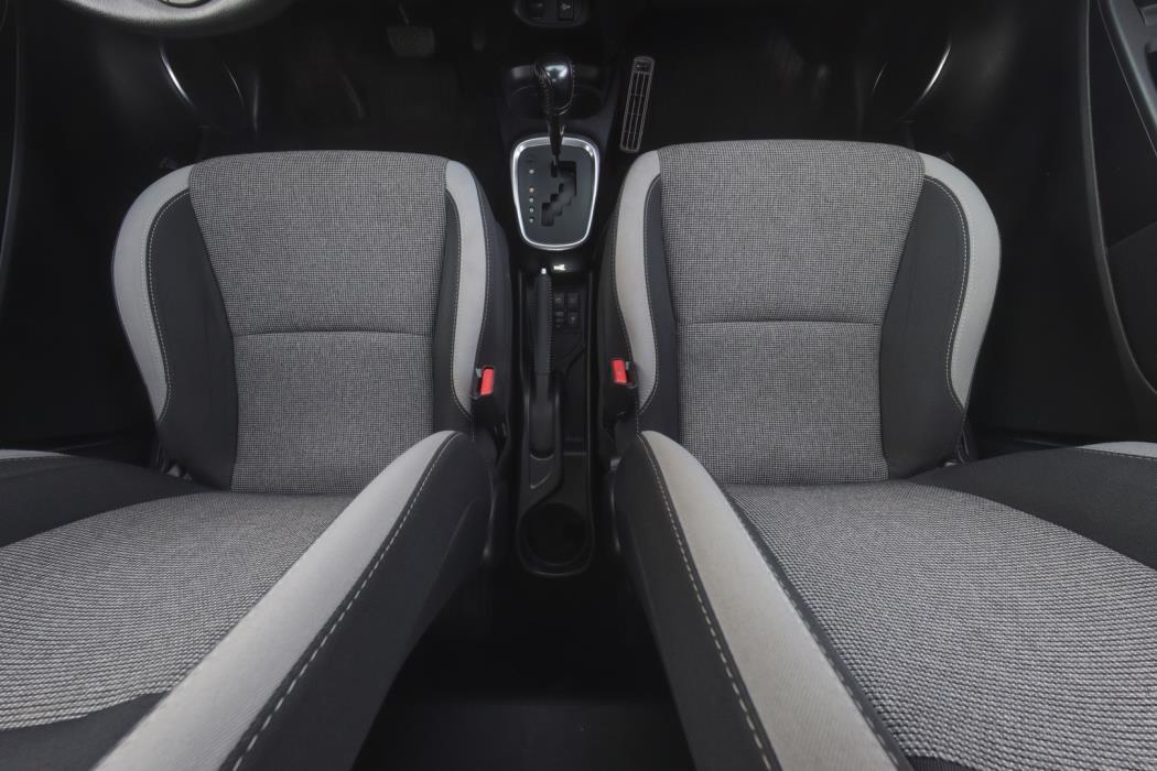 TOYOTA Yaris 2019