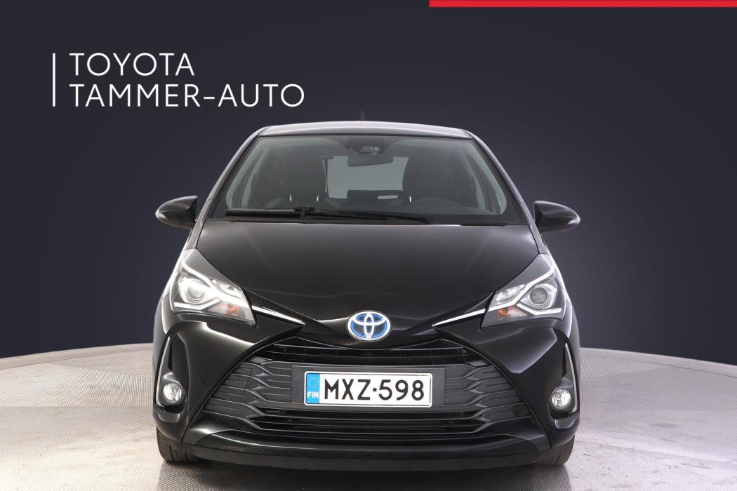 TOYOTA Yaris 2019