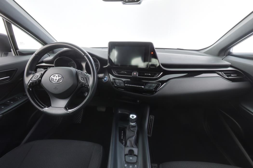 TOYOTA C-HR 2019